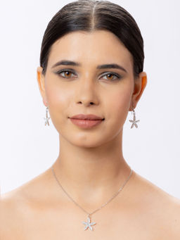 Niscka - Silver Plated Star Fish Pendant Chain and Earrings (Set of 2)