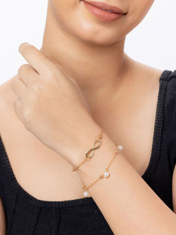 Niscka - Stylish Infinity Gold Plated Bracelet