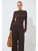 Brown color option, Currently selected