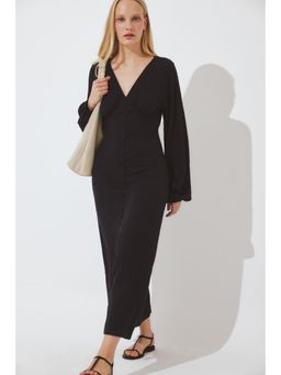 NA-KD - Black Balloon Sleeve Button Maxi Dress