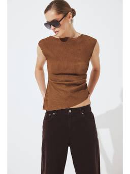 NA-KD - Asymmetric Hem Structured Top