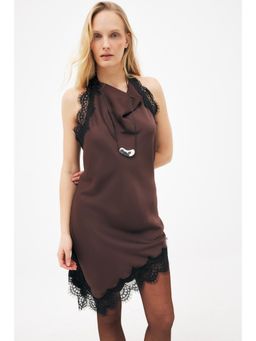 NA-KD - Brown Lace Detail Halter Neck Dress