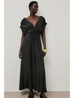 NA-KD - Black Smocked Waist Short Sleeve Maxi Dress