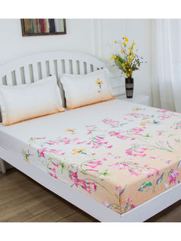 GM - Off-White Peach-Coloured Floral 180 TC Cotton Queen Bedsheet with 2 Pillow Covers (Set of 3)