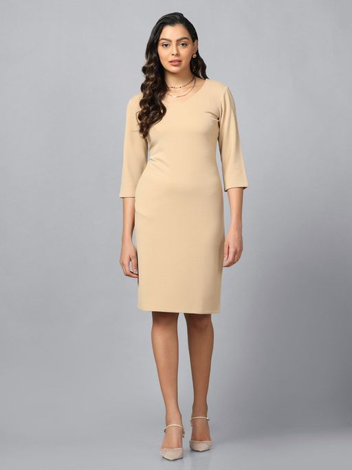 knee length beige dress BEIGE DRESS WITH COLLAR