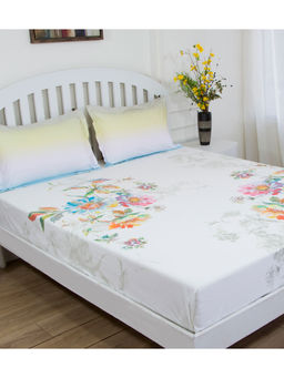 GM - White Orange Floral 180 TC Cotton Queen Bedsheet with 2 Pillow Covers (Set of 3)