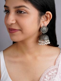 Teejh - Vedha Silver Oxidised Pearl Earring
