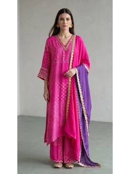 Basanti Kapde aur Koffee - Rani-Pink Bandhej Kaftan with Palazzo and Dupatta