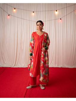Chrkha - Red Bhado 2.0- Printed Panel Kurta and Pant with Dupatta and Potli