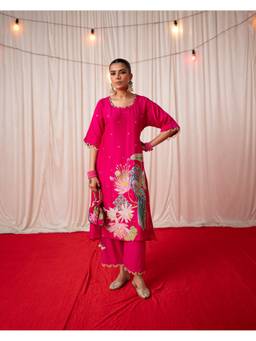 Chrkha - Pink Bhado 2.0- Printed Oversize Kurta and Pant