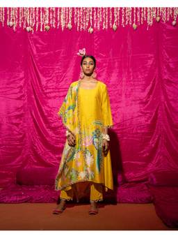 Chrkha - Bhado- Yellow Printed A-Line Kurta with Pant and Dupatta