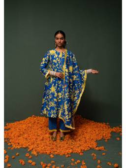 Chrkha - Masakali- Blue Printed Kurta with Pant and Dupatta