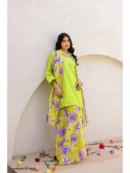 Chrkha - Garden- Green Embroidered Solid Kurta and Printed Sharara with Dupatta and Potli