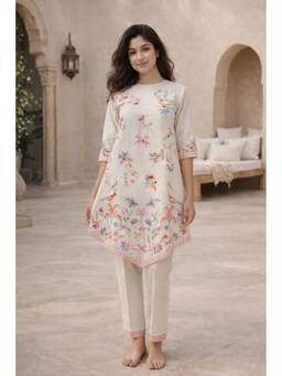SAMATVAM BY ANJALI BHASKAR - Dua Embroidered White Kurta with Pant