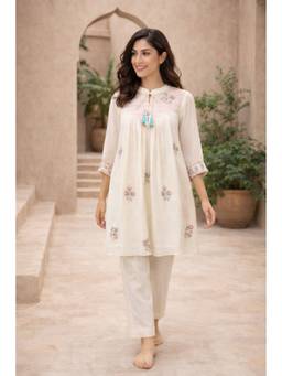 SAMATVAM BY ANJALI BHASKAR - Ritvi Embroidered White Kurta with Pant