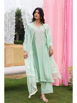 CHARU MAKKAR - Jayne Green Kurta With Palazzo And Dupatta