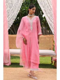 CHARU MAKKAR - Sophia Peach Kurta With Palazzo And Dupatta