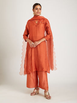 SAMAK By Marziamehdi - Rust Ember Glow Kurta with Pant and Dupatta