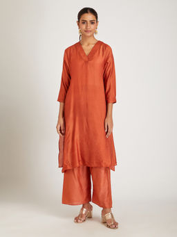 SAMAK By Marziamehdi - Rust Tara Kurta with Pant