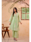 Green color option, Sold out, Currently selected
