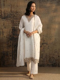 Libas - White Floral Zari Embroidered Straight Kurta with Pant and Dupatta