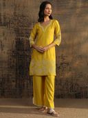 Yellow color option, Currently selected