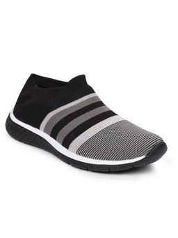 LIBERTY - Kids Black Sports Shoes