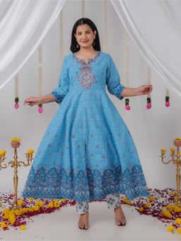 ARAMYA - Women Blue Pure Cotton Embroidered Kurta with Pant