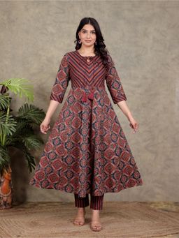 ARAMYA - Women Rust Pure Cotton Ethnic Anarkali with Pant