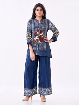Amchoor - Women Blue Crepe Floral Kurti with Pant