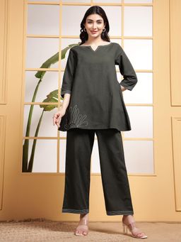 Deebaco - Women Grey Cotton Embroidered Top with Pant
