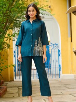 KAFTANIZE - Women Blue Silk Blend Embroidered Tunic with Pant