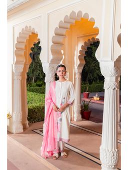 SAVI - Women White Cotton Floral Kurta with Pant and Dupatta