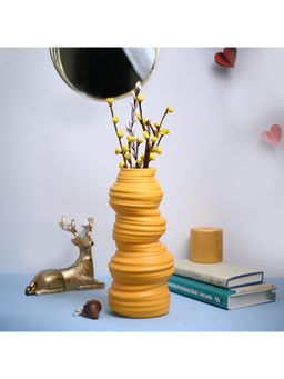 Voncasa - Ceramic Yellow color Spiral Pattern Flower Vase for Living Room