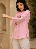 Pink color option, Currently selected