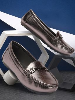 XE Looks - Chic and Elegant Textured with Cushioned Footbed Loafers