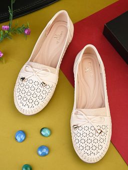 XE Looks - Fancy And Trendy Slip-On Ballerians