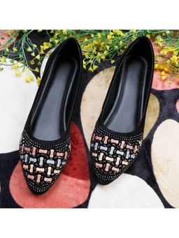 XE Looks - Charming and Graceful Siroski Design Flat Sandal
