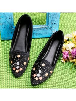 XE Looks - Poised And Elegant Siroski Design Ballerinas