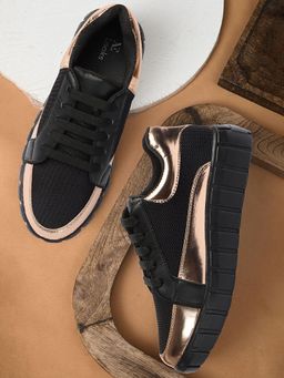 XE Looks - Fashionable And Glamorous Stunning Design Sneakers