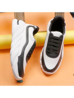 XE Looks - Versatile And Fashionable Vegan Leather Chunky Sole Sneakers