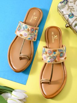 XE Looks - Chic Floral Embroidered Toe-Ring Flat Sandal
