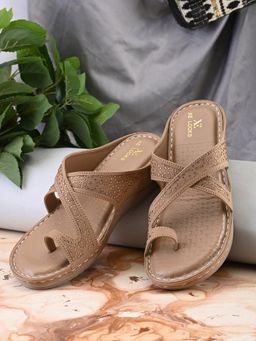XE Looks - Soft And Supportive Engraved Cross Strap Wedge Slippers