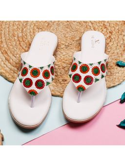 XE Looks - Elegant And Trendy Printed Fashionable Flat Slippers