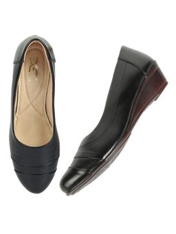 XE Looks - Versatile And Glamorous Comfortable Ballerinas