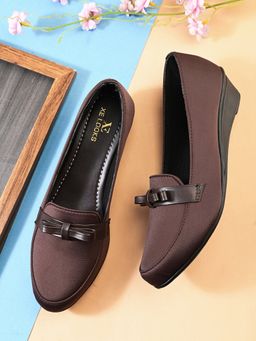 XE Looks - Elegant And Versatile Bow Design Wedge Heel Ballerinas