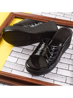 XE Looks - Classy and Poised Design Platform Heel Slippers