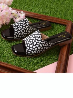 XE Looks - Trendy And Stylish Comfortable Fashionable Flat Slippers