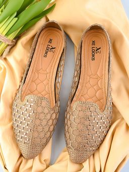 XE Looks - Stylish Slip-On Shimmering Ballerinas