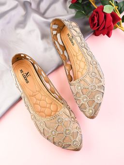 XE Looks - Elegant Rhinestone Embellished Flats